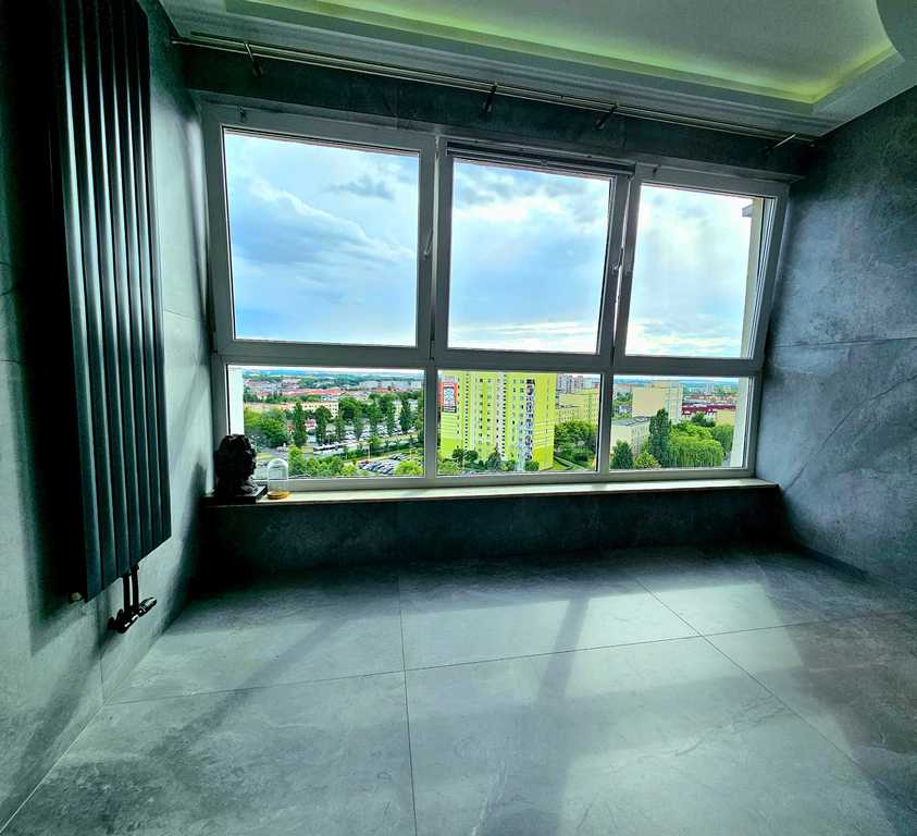 NOWA CENA! Komfortowe 3 pokoje w apartamentowcu! (4)