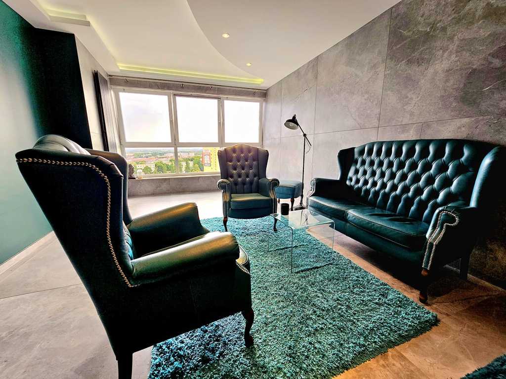 NOWA CENA! Komfortowe 3 pokoje w apartamentowcu! (2)