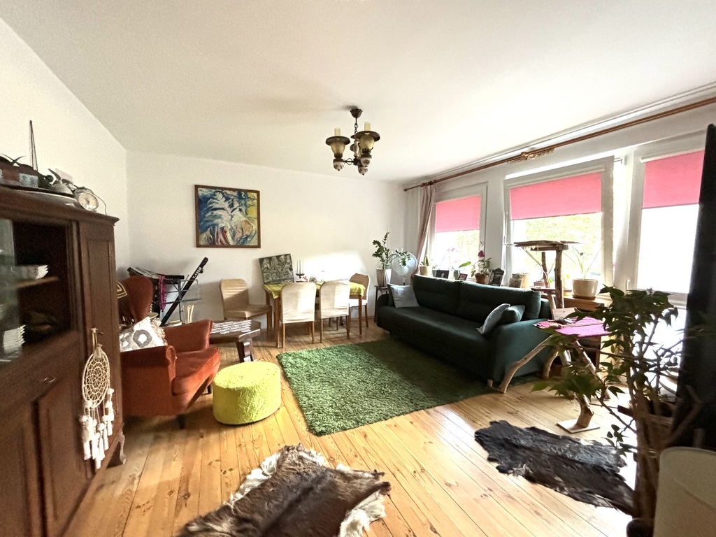 Atrakcyjne mieszkanie parter 3pok. w Policach (1)