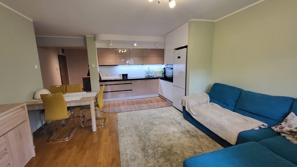 4 Pokoje na Nowym Mieście - 2 Balkony (1)