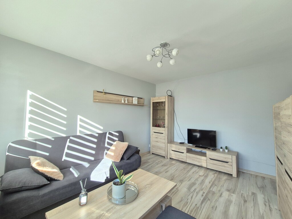 Mieszkanie OKAZJA ! 2pok. przy Komuny Paryskiej! (3)