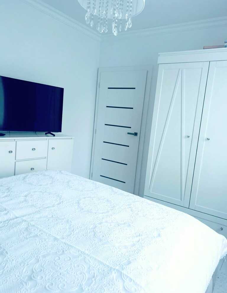 5 pokoi na wysokim parterze w spokojnej okolicy! (2)