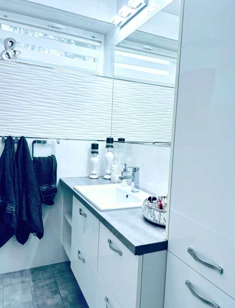 5 pokoi na wysokim parterze w spokojnej okolicy! (16)