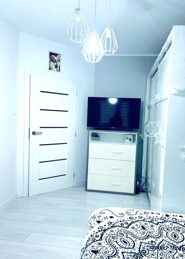 5 pokoi na wysokim parterze w spokojnej okolicy! (9)