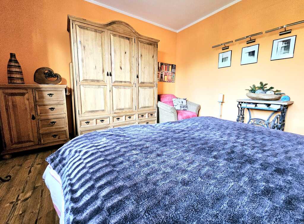 Dom pod samym lasem w Dobrej na dużej działce! (23)