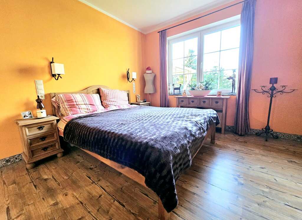 Dom pod samym lasem w Dobrej na dużej działce! (22)