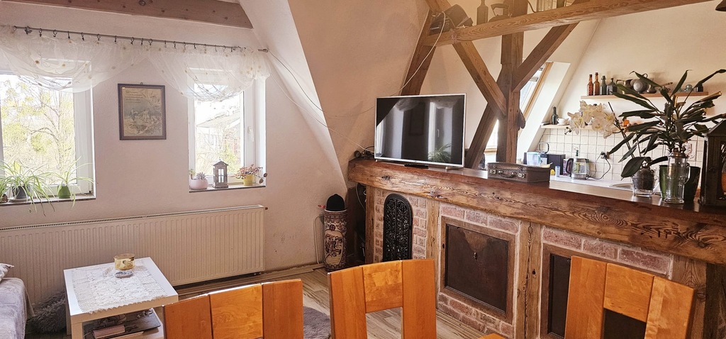 Nowa Cena - Urokliwe Mieszkanie w Centrum (2)