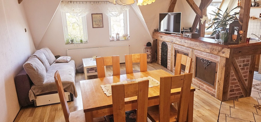 Nowa Cena - Urokliwe Mieszkanie w Centrum (1)