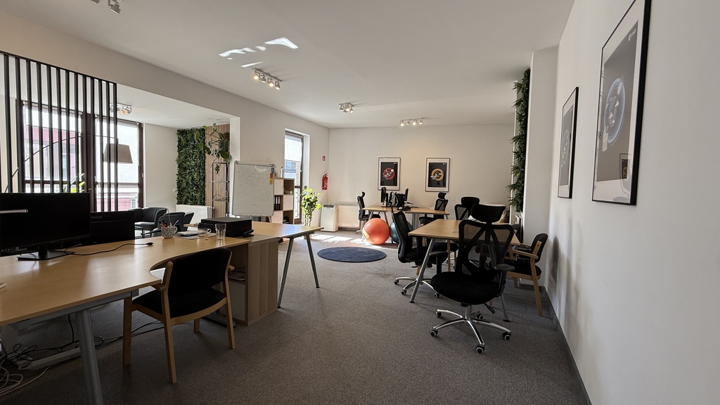 Lokal biurowy w centrum 62,5 m2 w budynku kl. A+ (1)