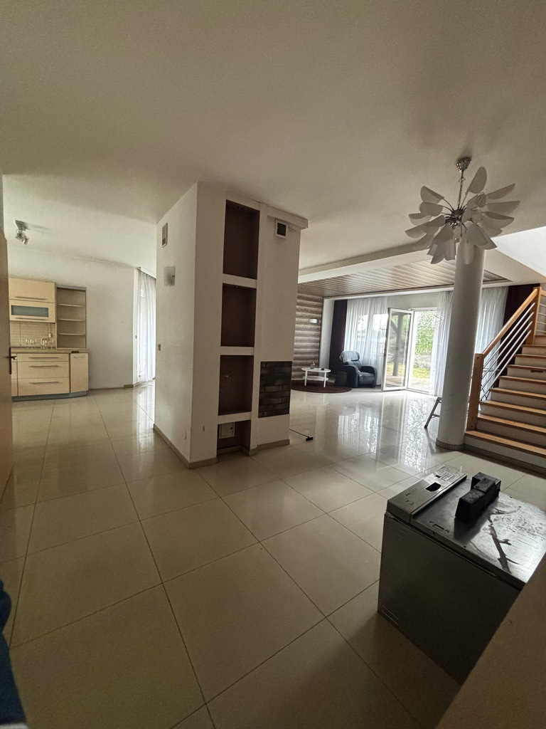 Wyjątkowy dom w sercu Pojezierza Leszczyńskiego (12)