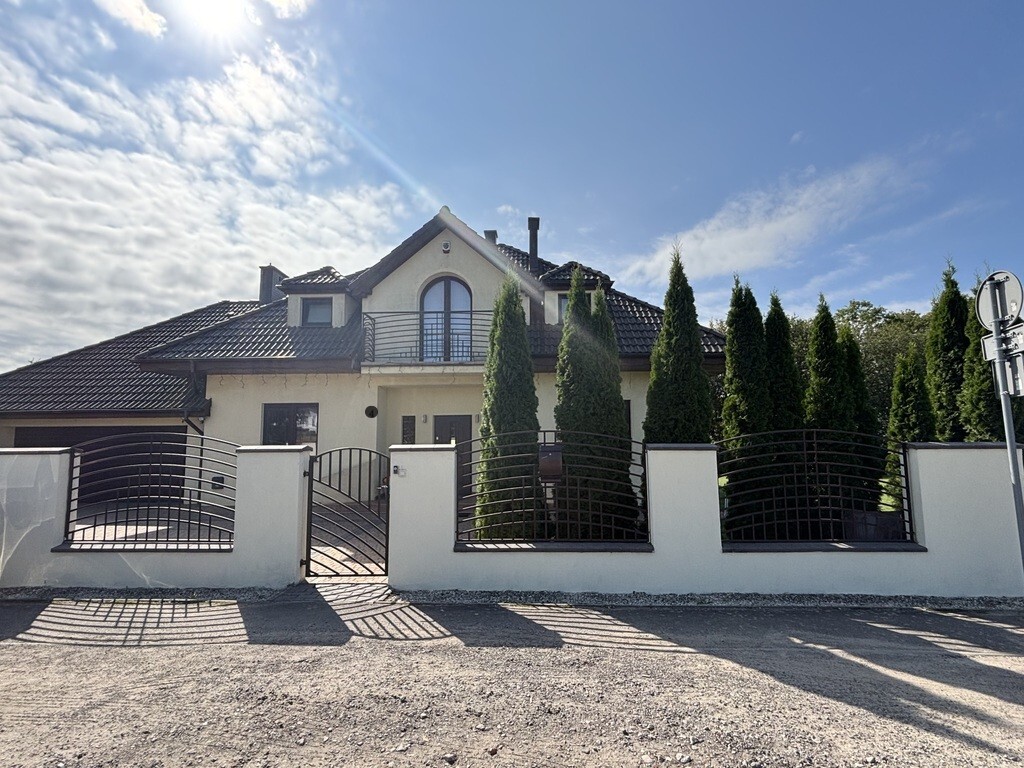 Atrakcyjny dom Warszewo 5 sypialni ! (1)