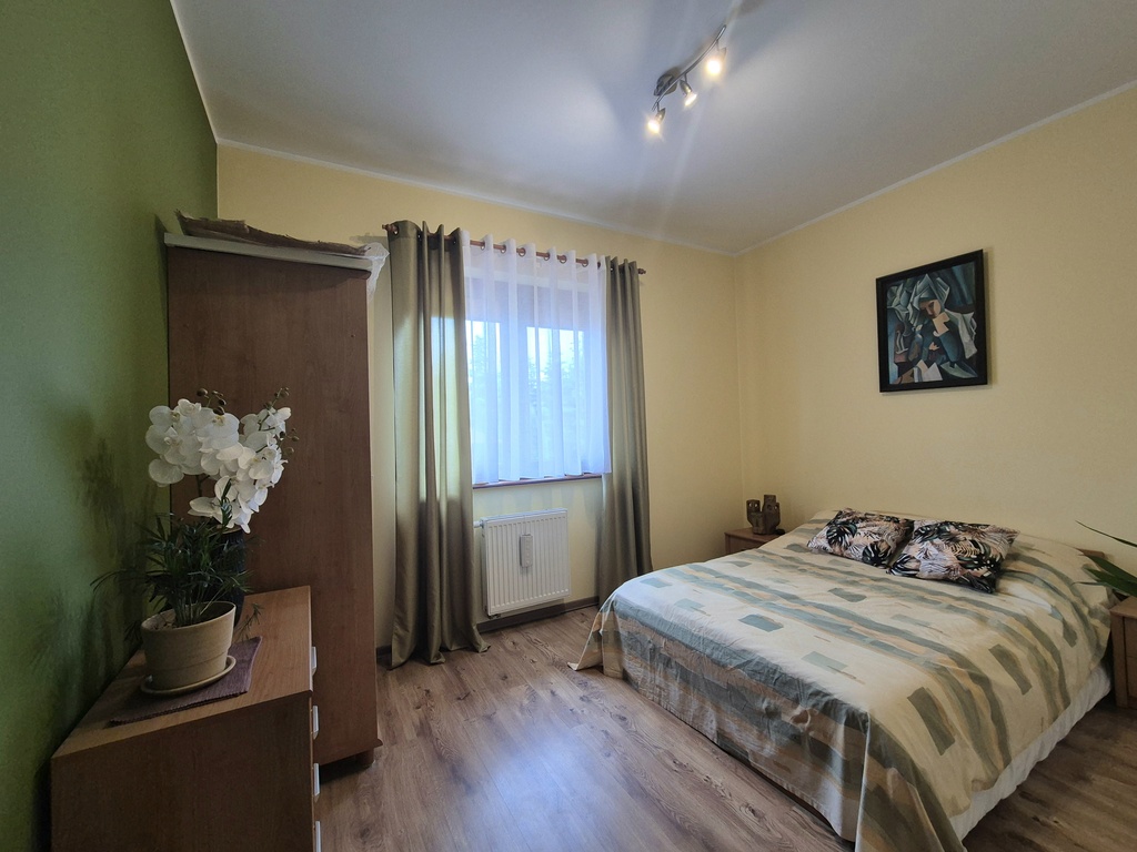 Atrakcyjny dom Warszewo 5 sypialni ! (16)