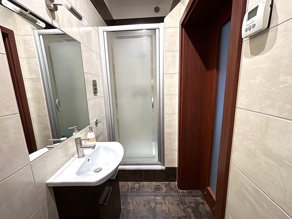 Atrakcyjny dom Warszewo 5 sypialni ! (18)