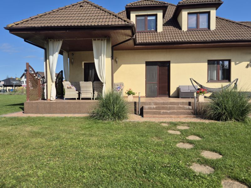 Atrakcyjny dom Warszewo 5 sypialni ! (21)