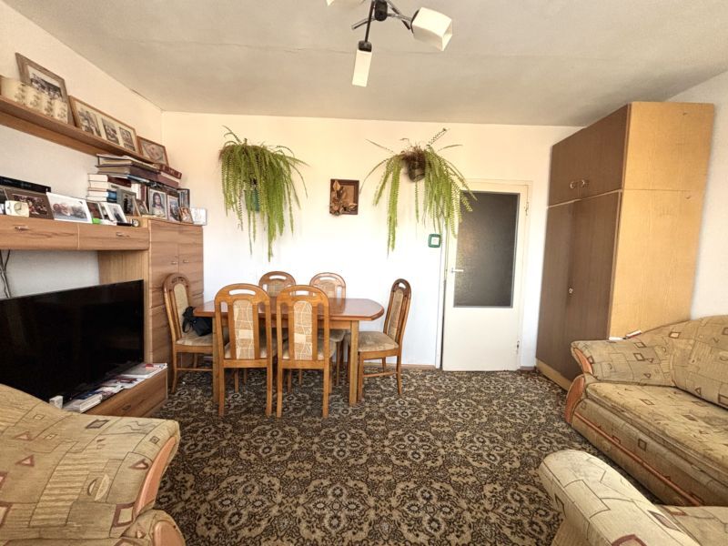 Mieszkanie 3 pokoje w cichej okolicy Polic. (2)