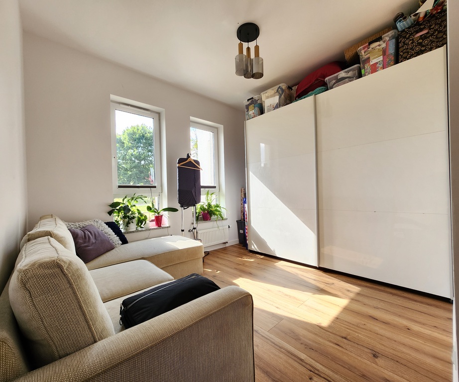 Apartament +ogródek+2 garaże- ul. Ostrowska (8)