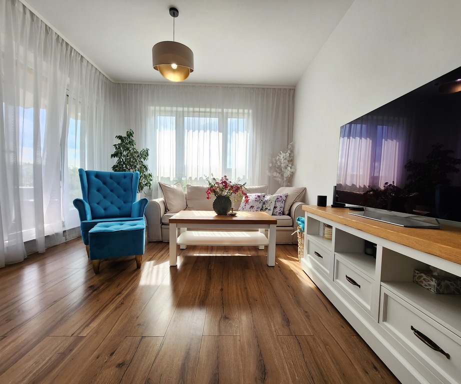 Apartament +ogródek+2 garaże- ul. Ostrowska (3)