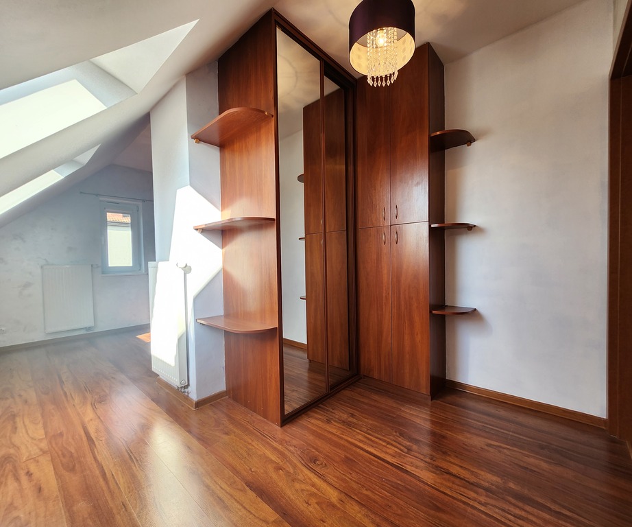 Dwupoziomowe mieszkanie z balkonem- Os. Bukowo (5)