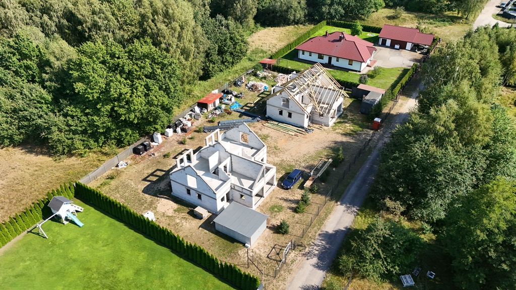 Nowa Cena - Nowoczesny bliźniak w Tatyni pod lasem (11)