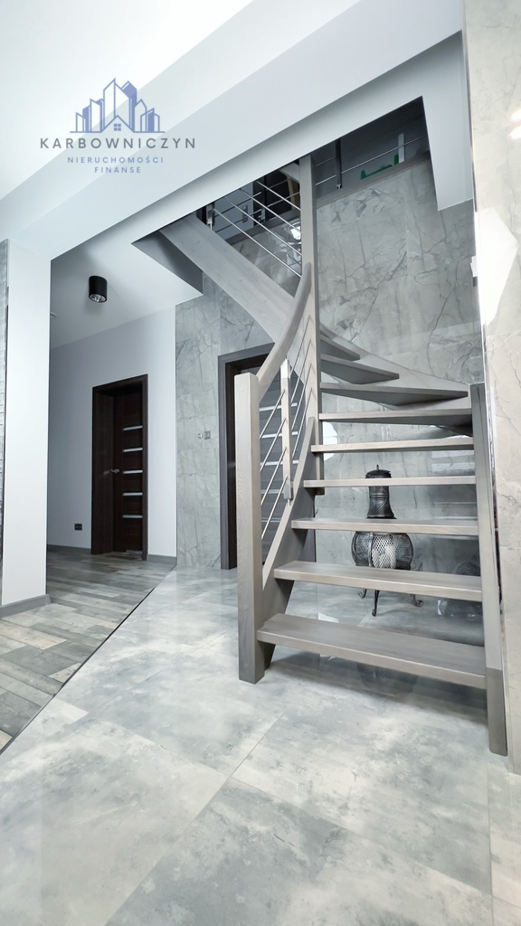 Nowoczesny dom dla wymagających w cenie mieszkania (11)