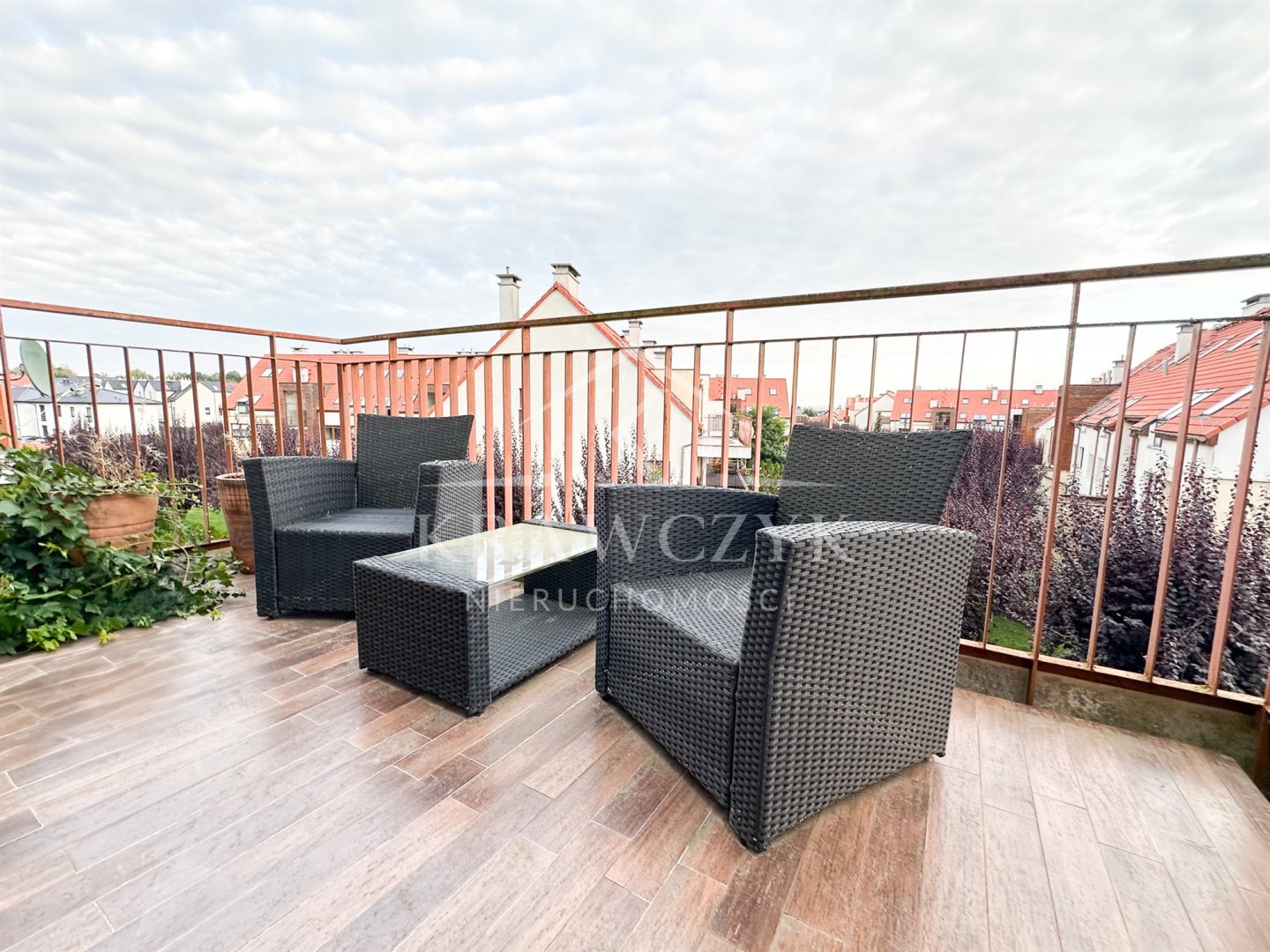 Osiedle zamknięte, miejsce post., komórka lokators (10)