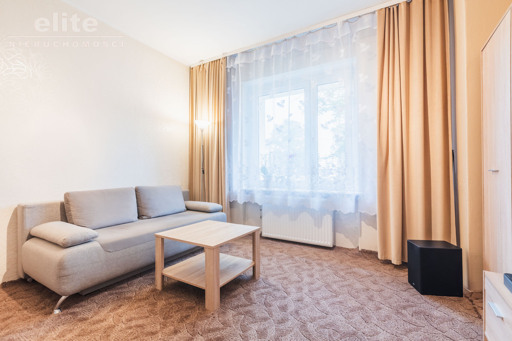 Na sprzedaż 3 pokoje z balkonem - POGODNO (3)