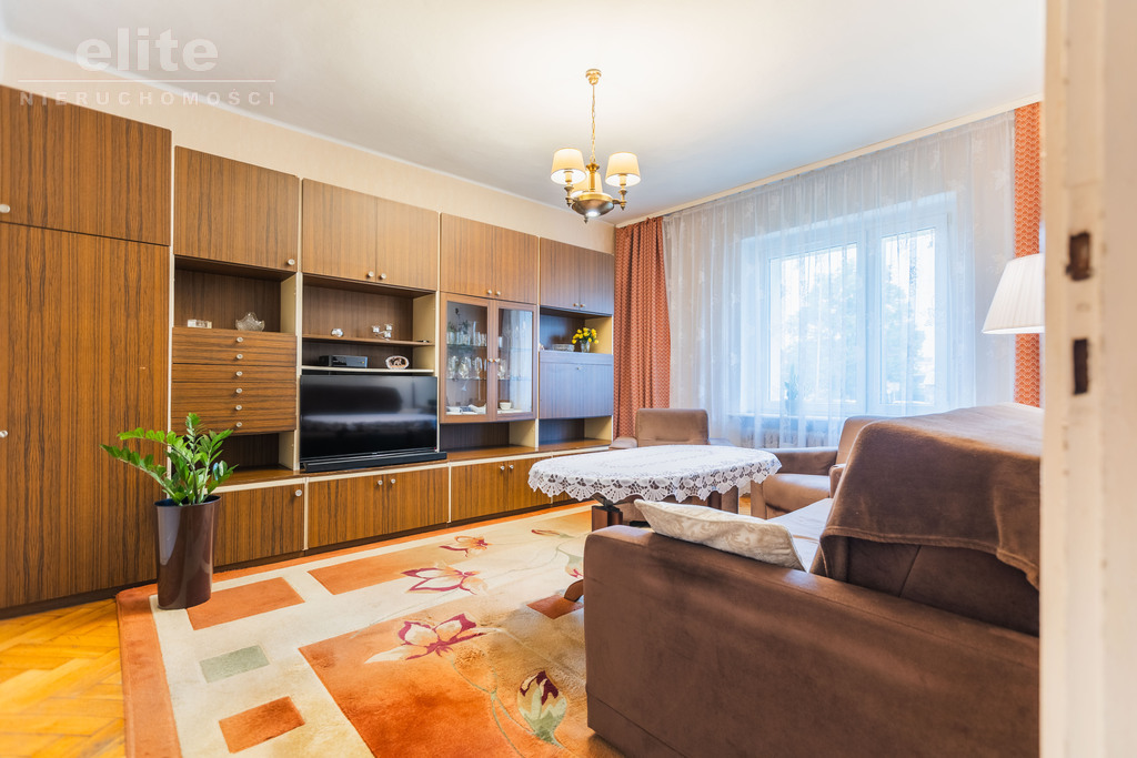 Na sprzedaż 3 pokoje z balkonem - POGODNO (1)