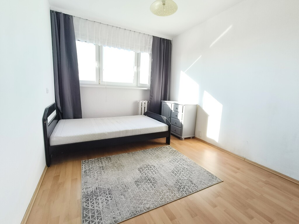 Na sprzedaż 3-pokojowe mieszkanie – os. Kaliny. (4)