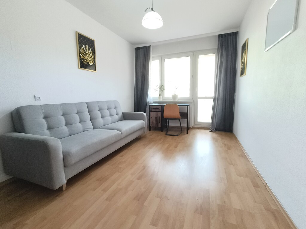 Na sprzedaż 3-pokojowe mieszkanie – os. Kaliny. (2)