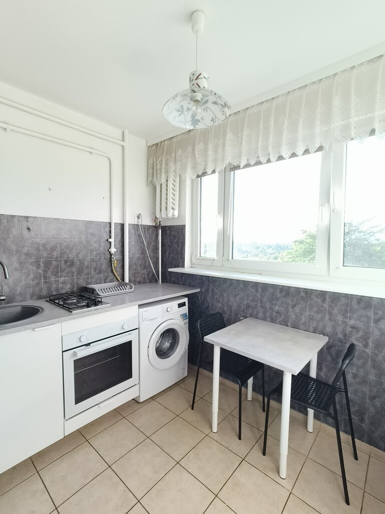 Na sprzedaż 3-pokojowe mieszkanie – os. Kaliny. (8)