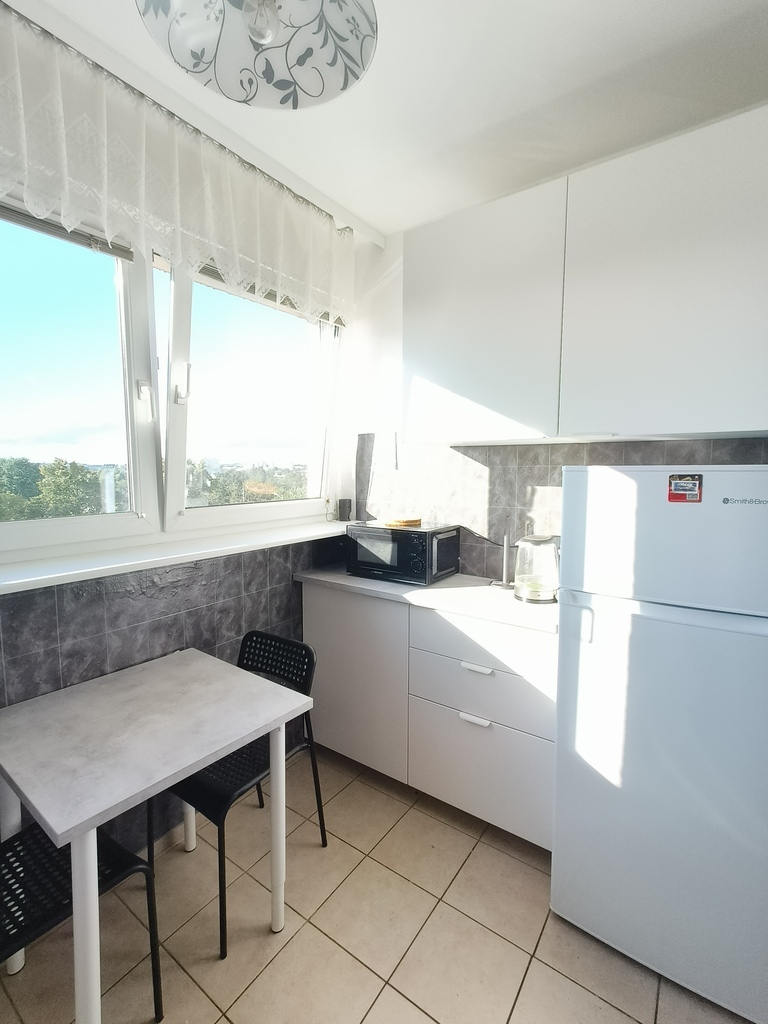 Na sprzedaż 3-pokojowe mieszkanie – os. Kaliny. (9)