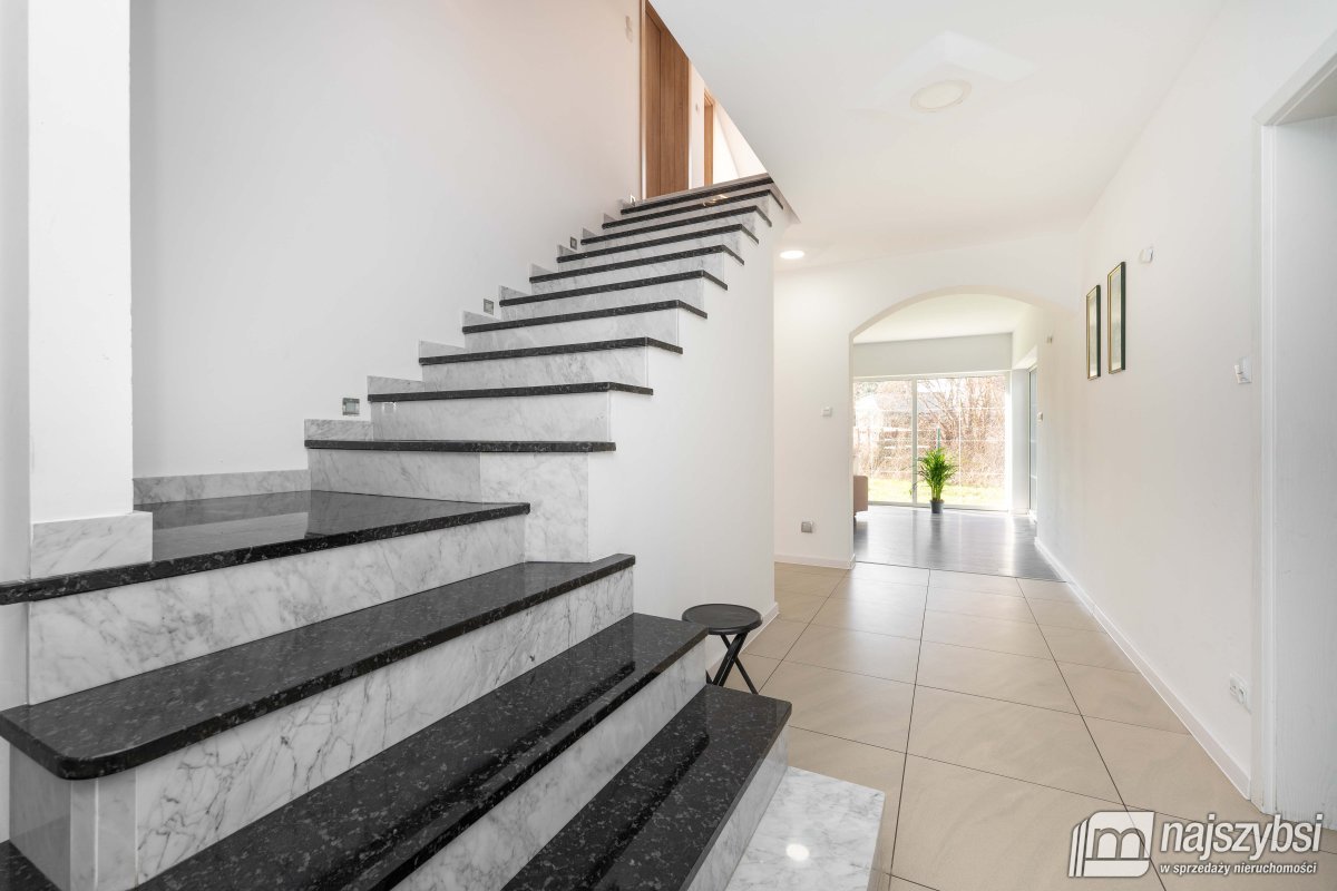 Kołobrzeg- przestronny dom 12km od Kołobrzegu  (11)