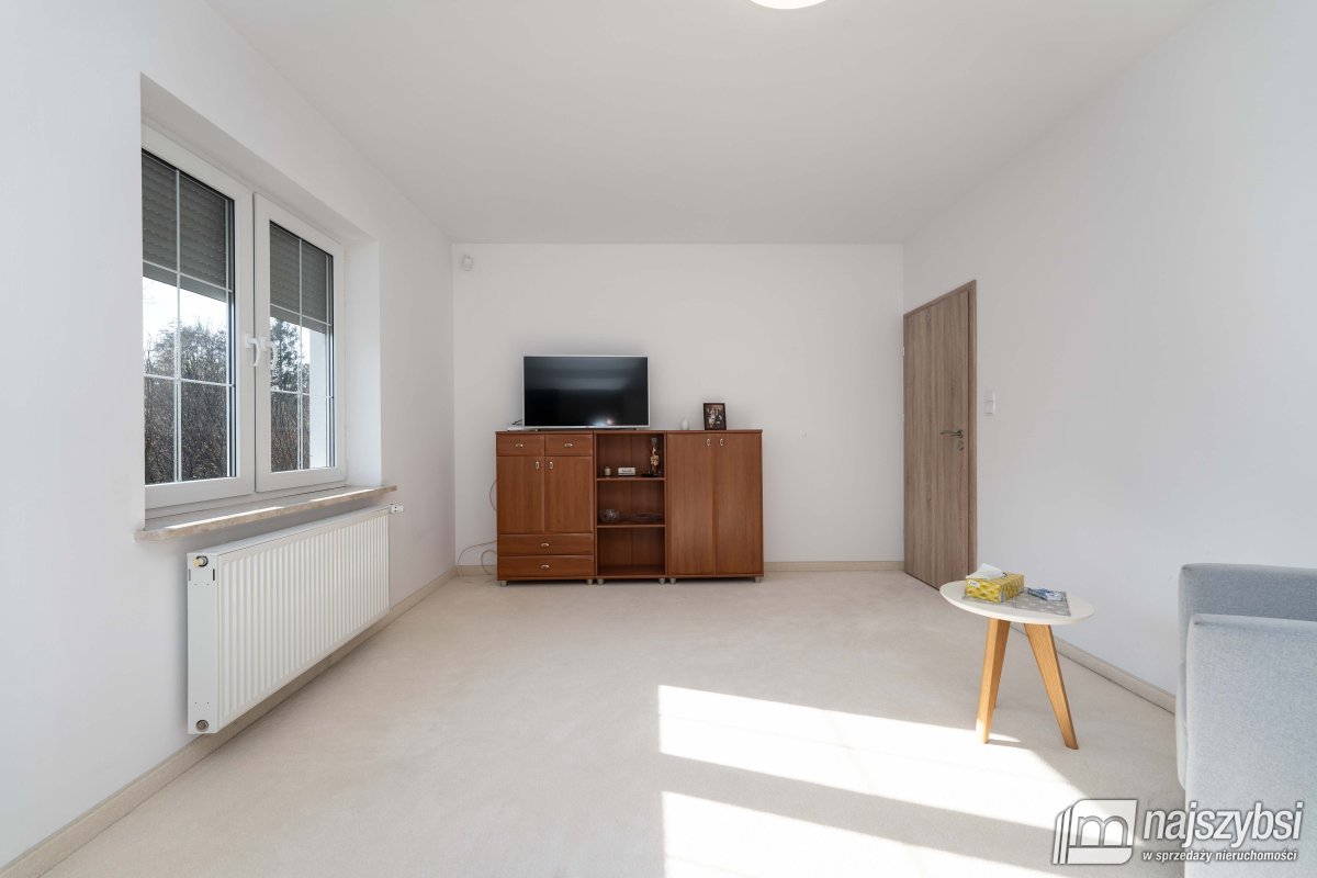 Kołobrzeg- przestronny dom 12km od Kołobrzegu  (14)