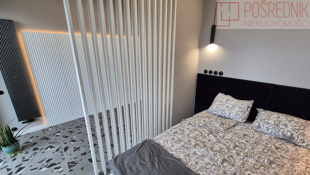 Kawalerka w Hanza Tower, balkon, basen (2)