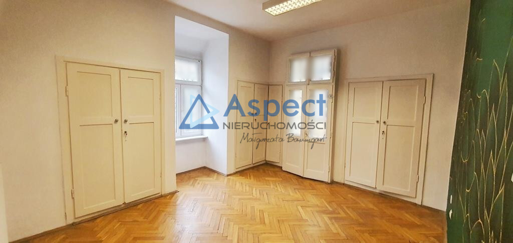 Wynajem - biuro, 47 m2, 1376 zł (8)