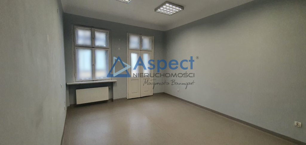 Wynajem - biuro 33,2 m2, Centrum (3)