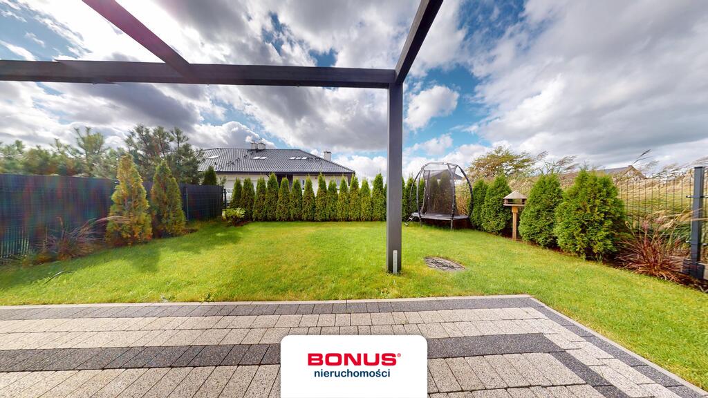 Piękny dom w cichej i zielonej części Bezrzecza! (5)
