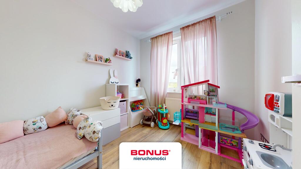 Piękny dom w cichej i zielonej części Bezrzecza! (10)