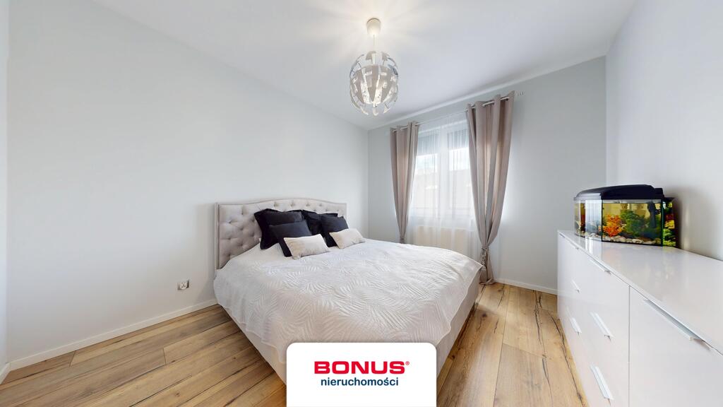 Piękny dom w cichej i zielonej części Bezrzecza! (12)