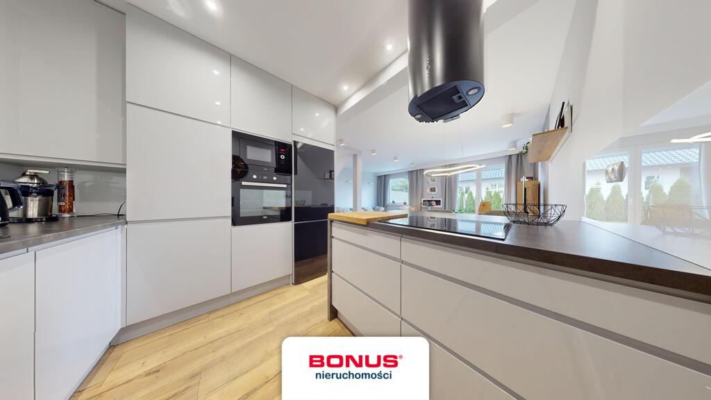 Piękny dom w cichej i zielonej części Bezrzecza! (6)