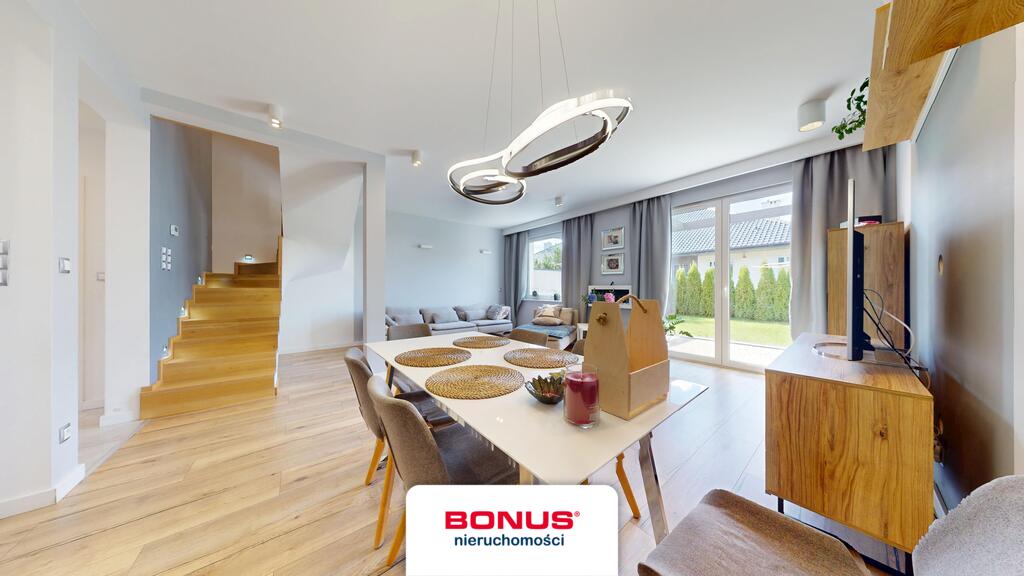 Piękny dom w cichej i zielonej części Bezrzecza! (3)