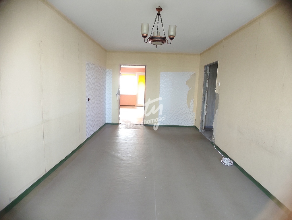 3-pok mieszkanie, balkon - z dużym potencjałem (4)