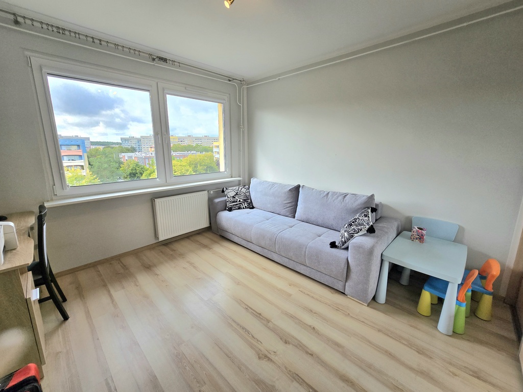 Przestronne mieszkanie w centrum Polic (11)