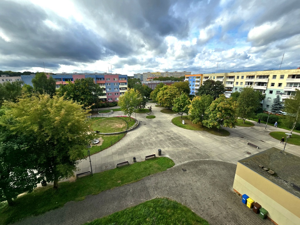 Przestronne mieszkanie w centrum Polic (8)