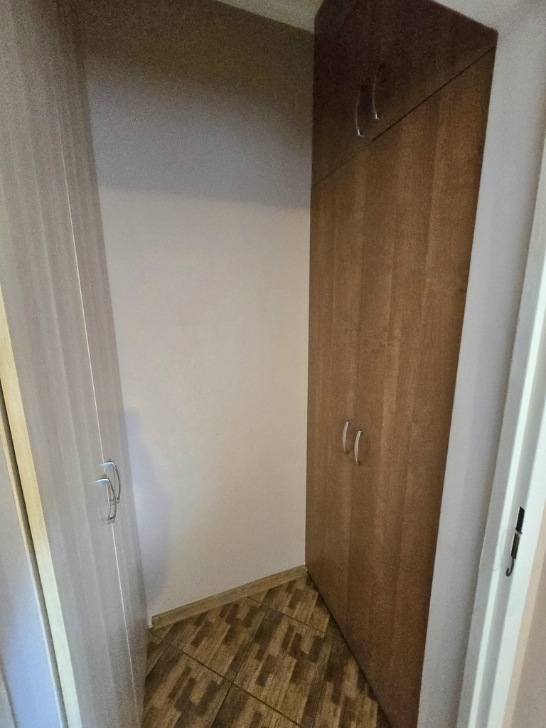 Przestronne mieszkanie w centrum Polic (16)