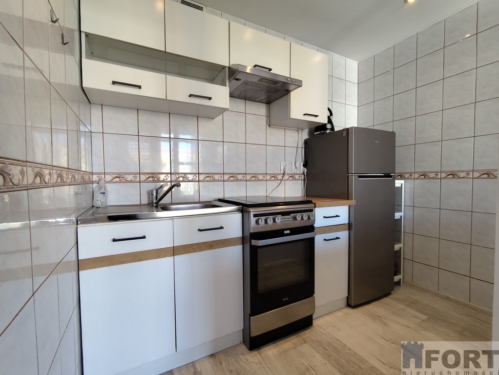 Do wynajmu dwa pokoje - okolice Galaxy. (6)