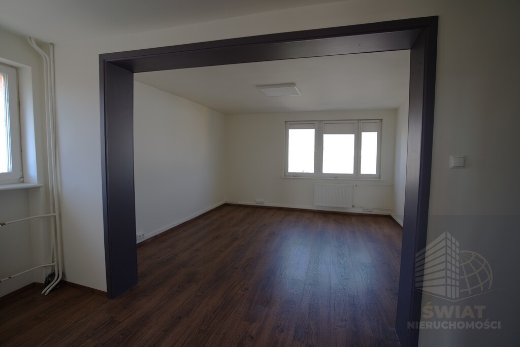 Biuro 68m media w cenie (4)