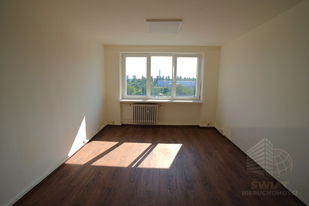 Biuro 68m media w cenie (12)