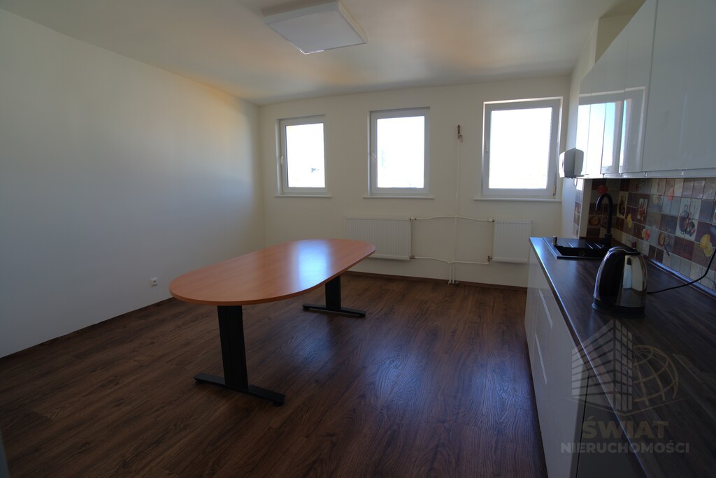 Biuro 68m media w cenie (9)