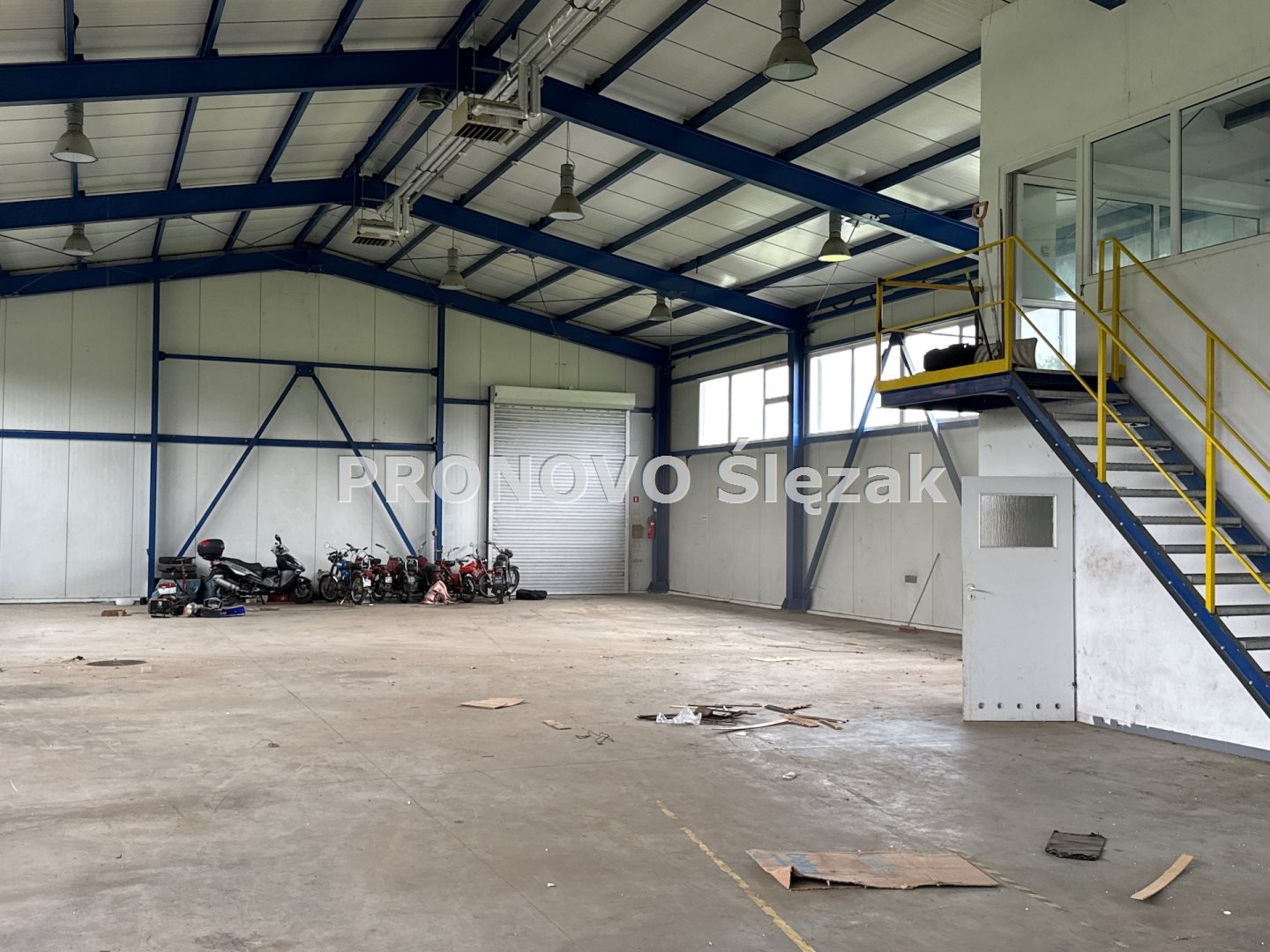 Sprzedam halę produkcyjno-magazynową Oborniki Śl. (10)